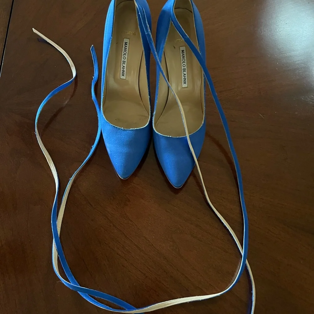 Manolo Blahnik ankle ribbon heels. Size 41 - Picture 2 of 6